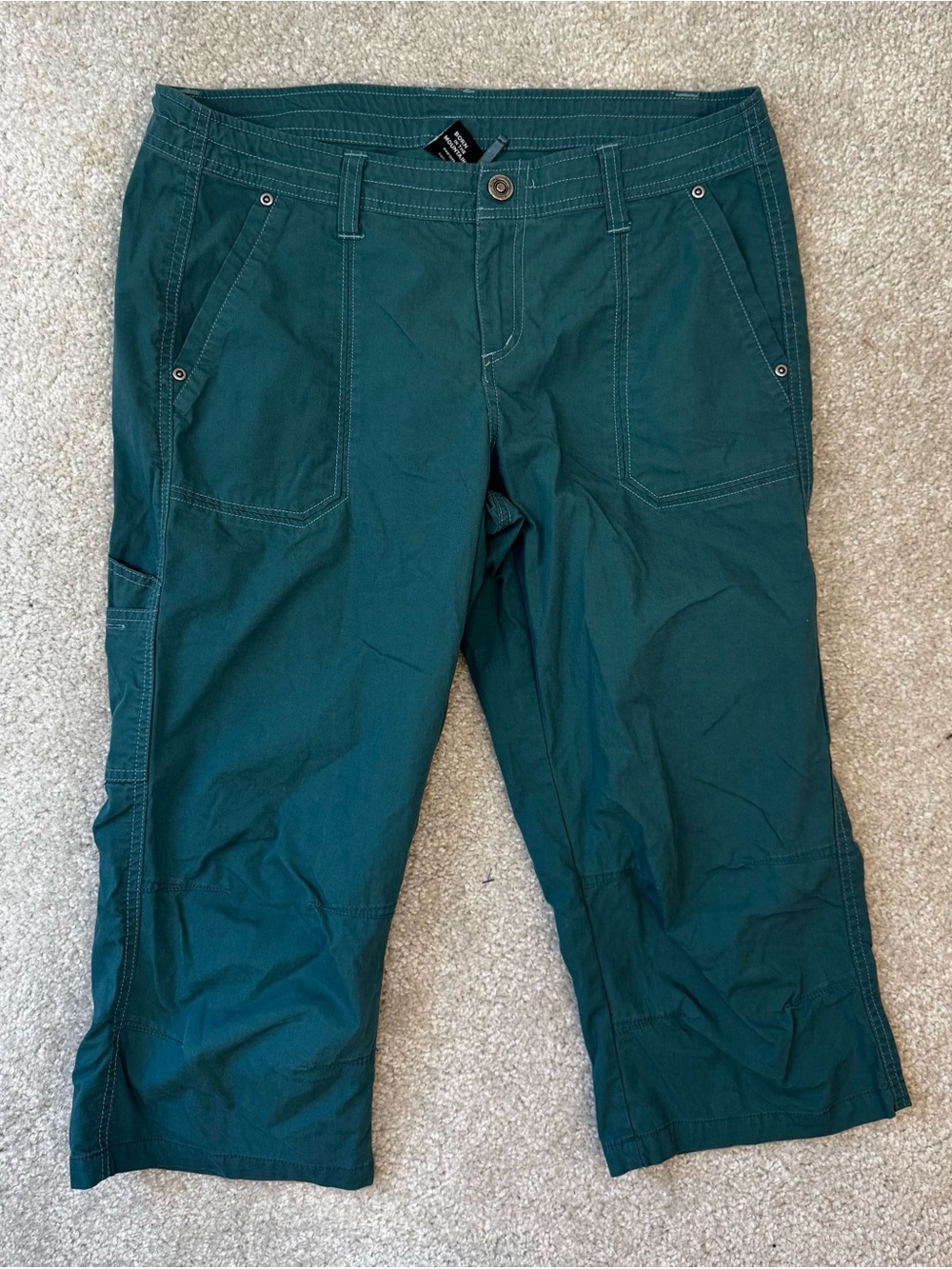 Kuhl Woman’s Teal Capri Cargo Pants -